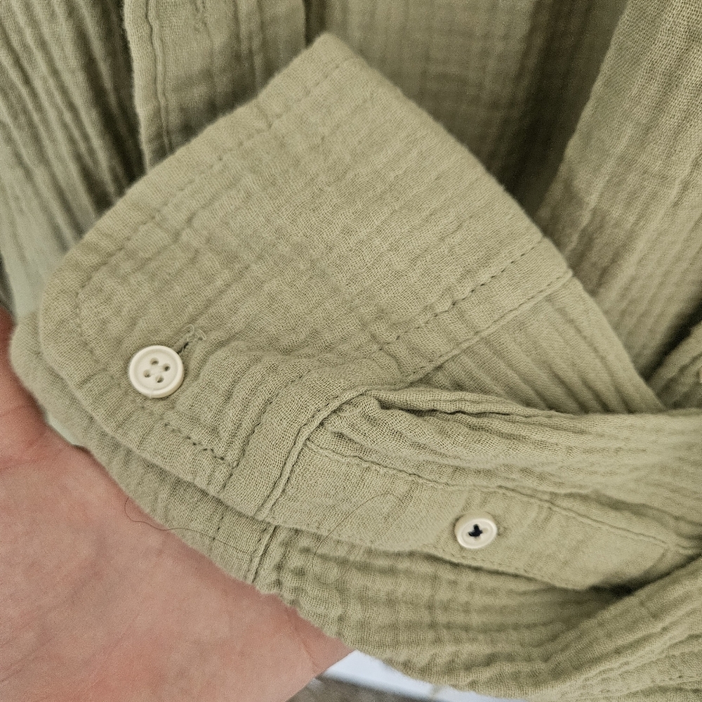 J. Crew Garcon Classic Double Gauze Green Long Sleeve - Picture 5 of 6
